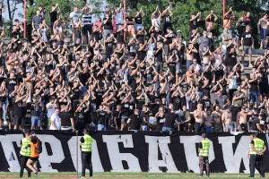 Partizan "otkačio" navijače pred Slovačko
